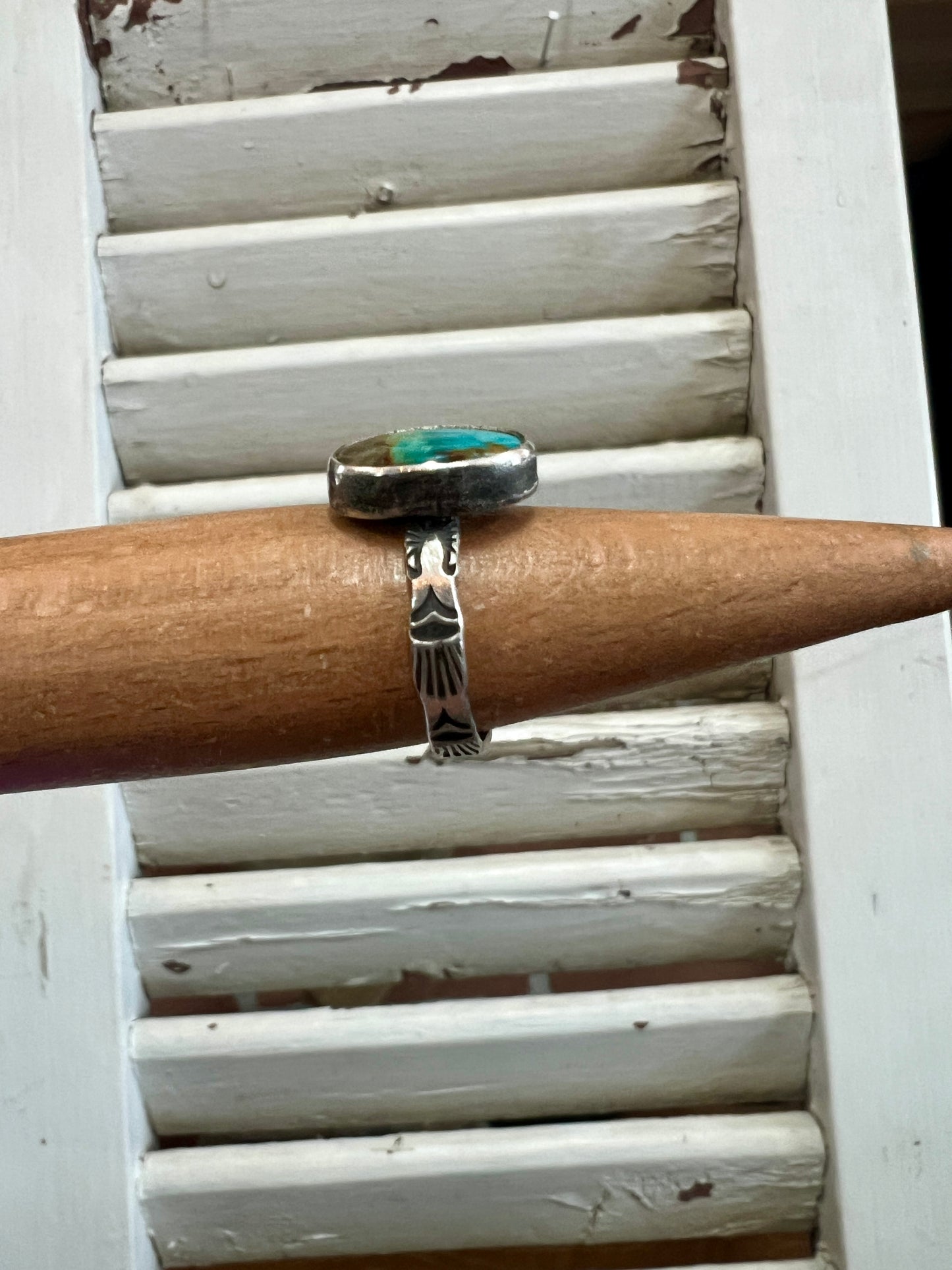 Oval Tri-Colour Stamped Ring (7)